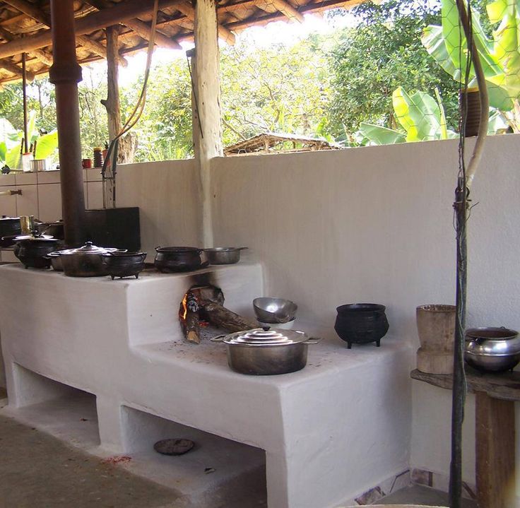 outdoor kitchen
